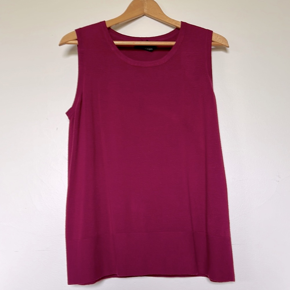 Magenta Tank Top size 1x 👩‍💼 Business wear